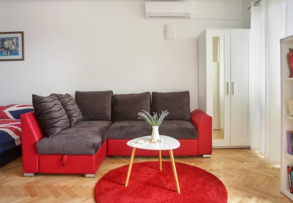 Studio Apartment One Sun Lovran Eksteriør bilde